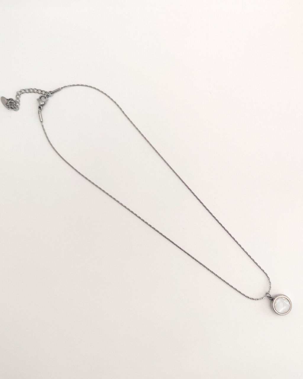 Кулон на цепочке