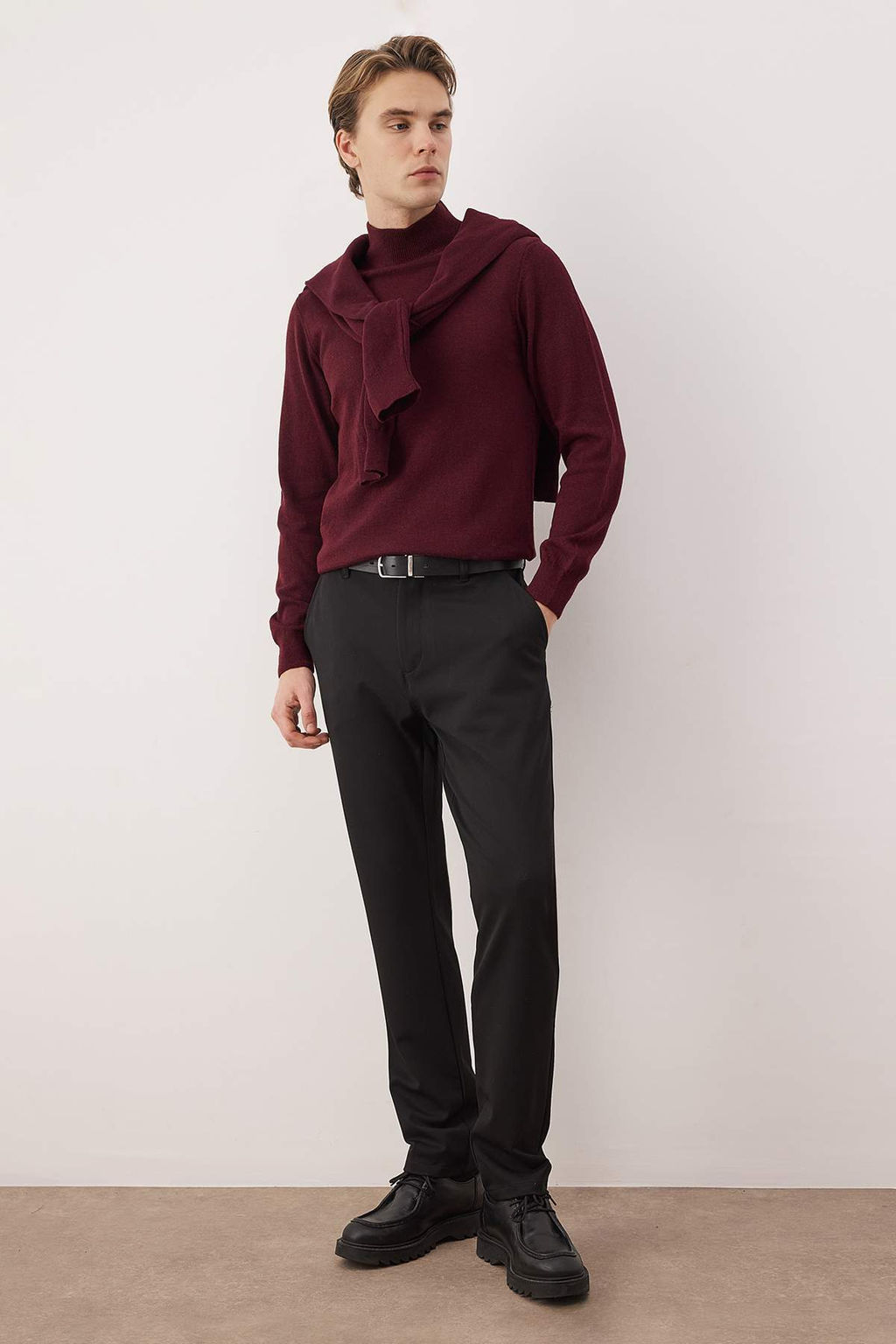 Lacivert Erkek Rahat Kesim Kumas Pantolon TMNAW26PL00025 - Trendyolmilla фото 7