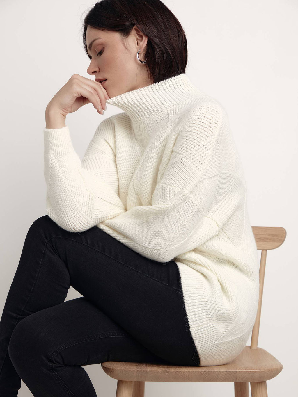 CONTE Удлиненный фактурный джемпер с геометрическим рисунком LDK 225 - Conte elegant фото 4