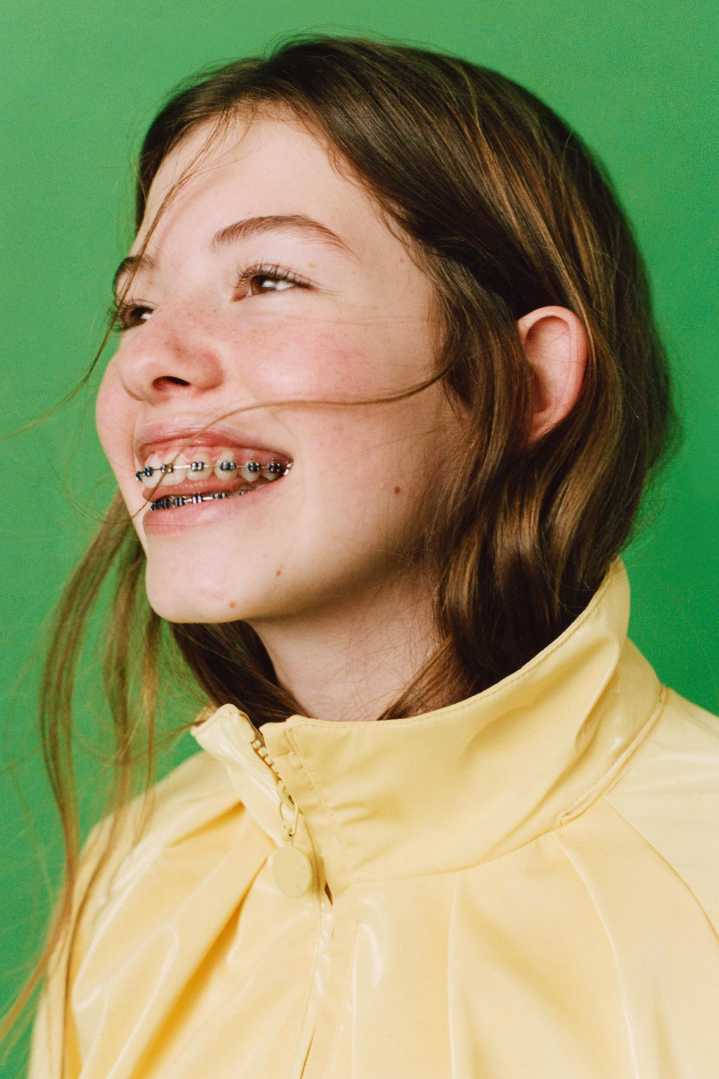 CHUBASQUERO BRILLO WATER RESISTANT / Amarillo