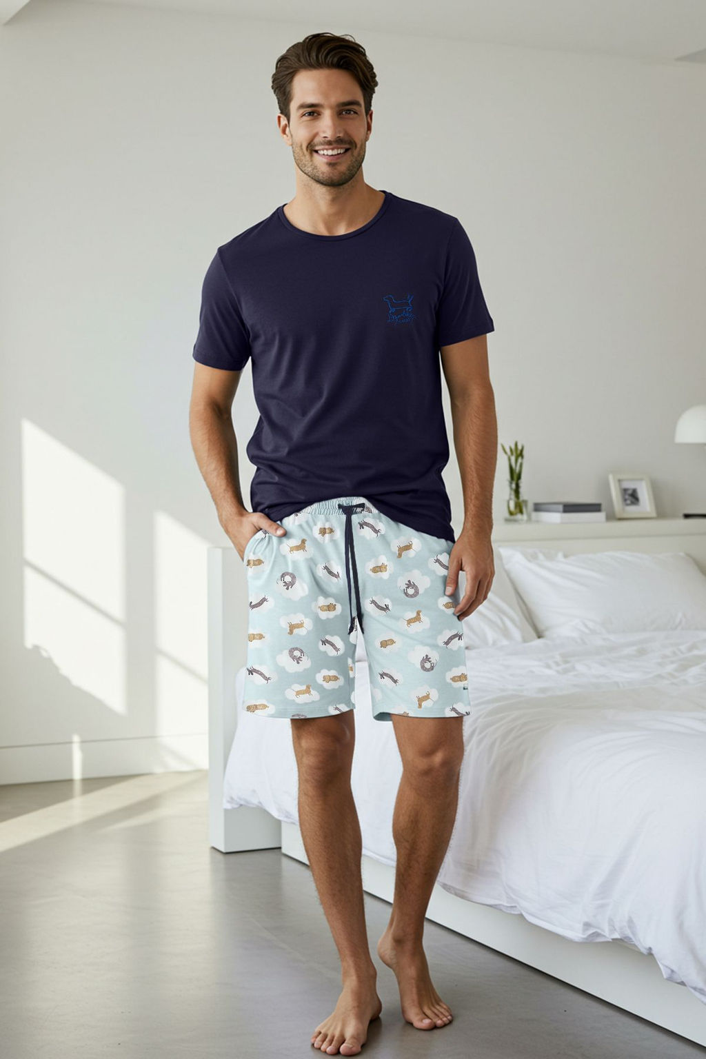 TRENDYOL MAN Lacivert Regular Fit Kopek Desenli Orme Sortlu Pijama Tak?m? TMNSS25PT00010