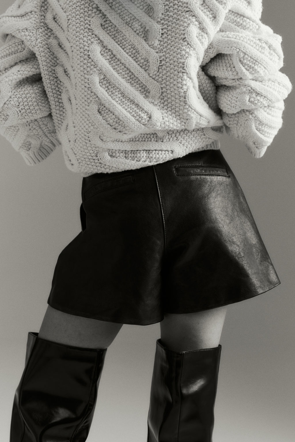 Pantal?n corto de piel - H&m фото 2