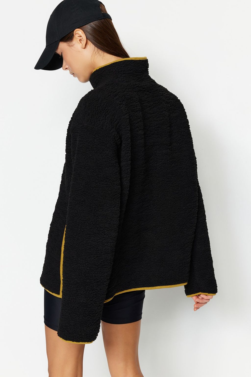 Siyah Pelus Orme Spor Sweatshirt THMAW23SW00021