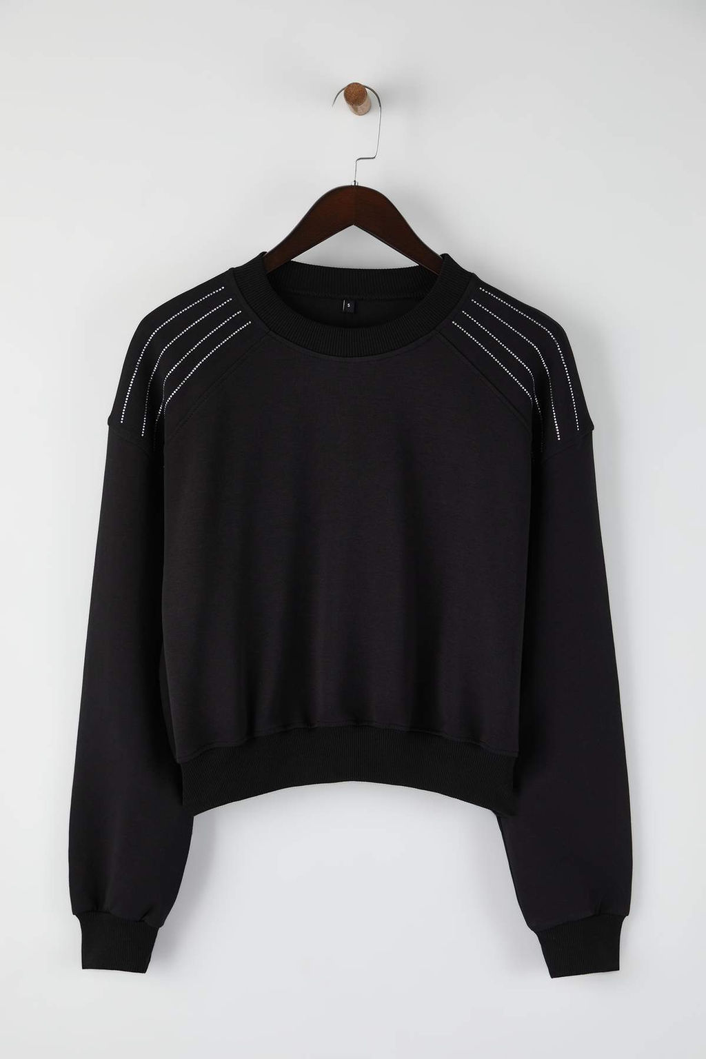 Siyah Soft Touch Serit Tas Akseusar Detayl? Bisiklet Yaka Orme Sweatshirt TWOAW26SW00224 - Trendyolmilla фото 5