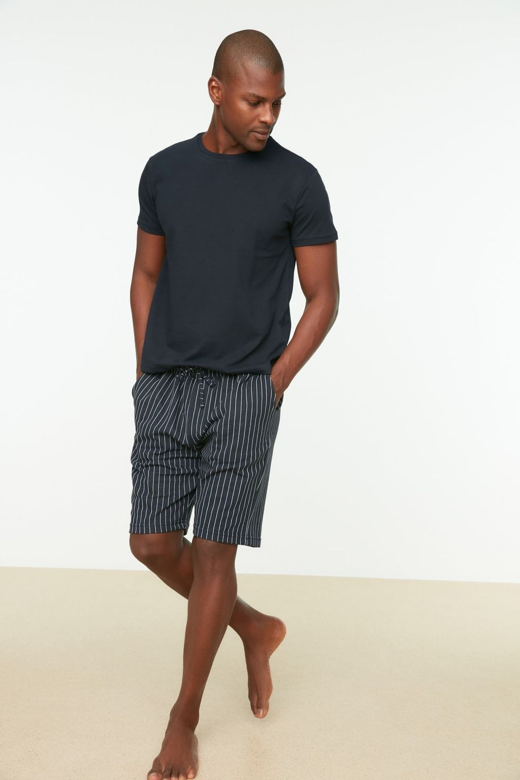 TRENDYOL MAN Lacivert Regular Fit Alt Cizgili Sortlu Pijama Tak?m? TMNSS22EM0013 - Trendyolmilla фото 6