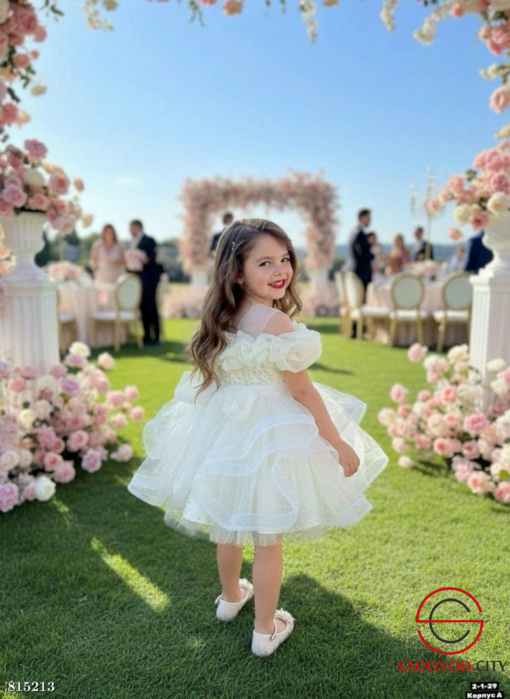 Платье для девочки пышное