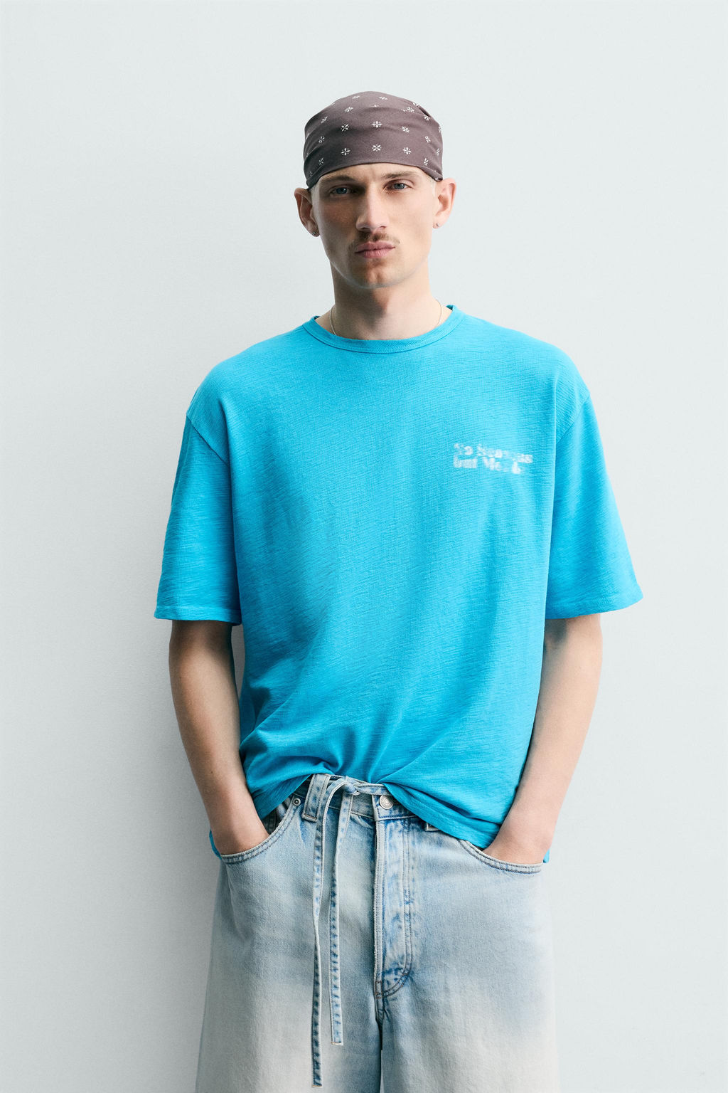 CAMISETA PUNTO LAVADO ESTAMPADOS / Azul agua