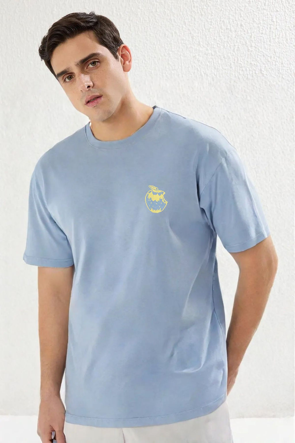 TRENDYOL MAN Ekru Oversize/Genis Kesim Meyve Bask?l? %100 Pamuklu T-Shirt TMNSS25TS00030 - Trendyolmilla фото 2