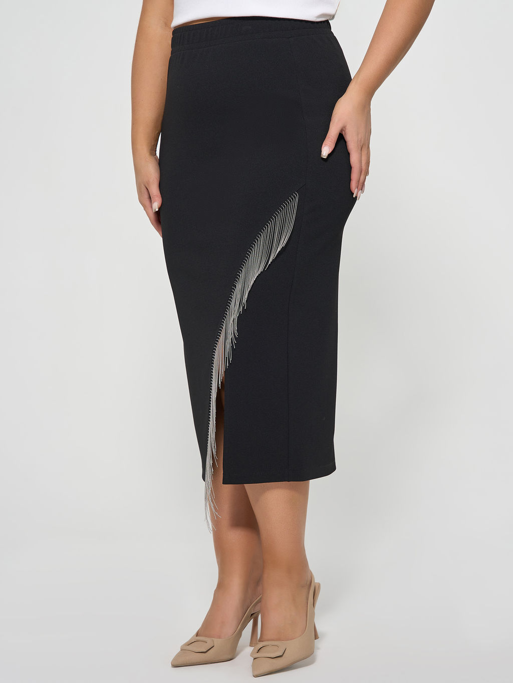 Юбка с разрезом и бахромой