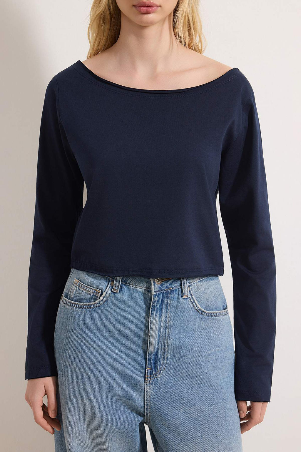 Teen Siyah-Beyaz %100 Pamuk Asimetrik Kay?k Yaka Relaxed/Rahat Kesim Orme T-Shirt TWOAW26TS00016 - Trendyolmilla фото 24