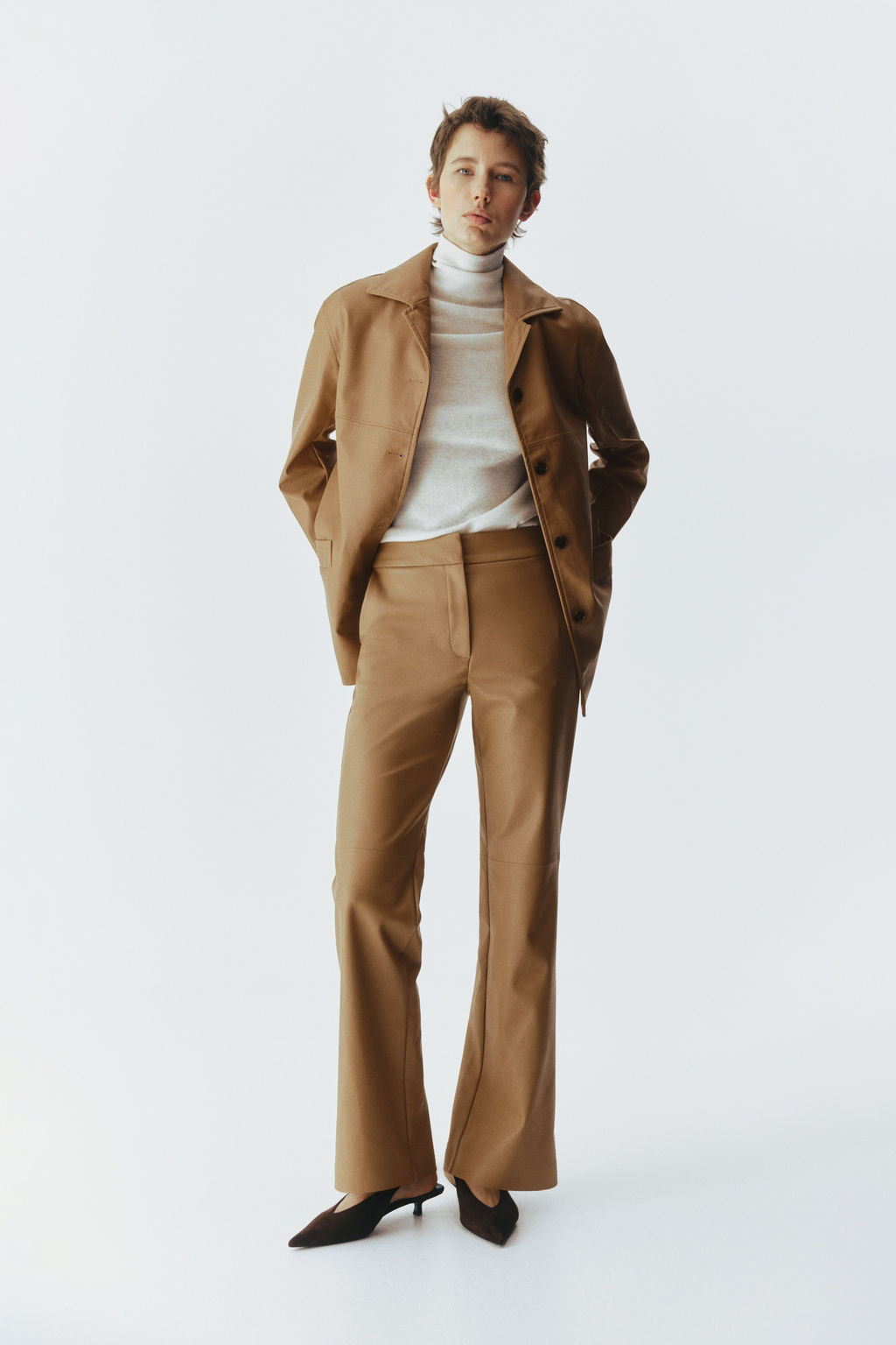 Pantal?n bootcut revestido - H&m фото 3