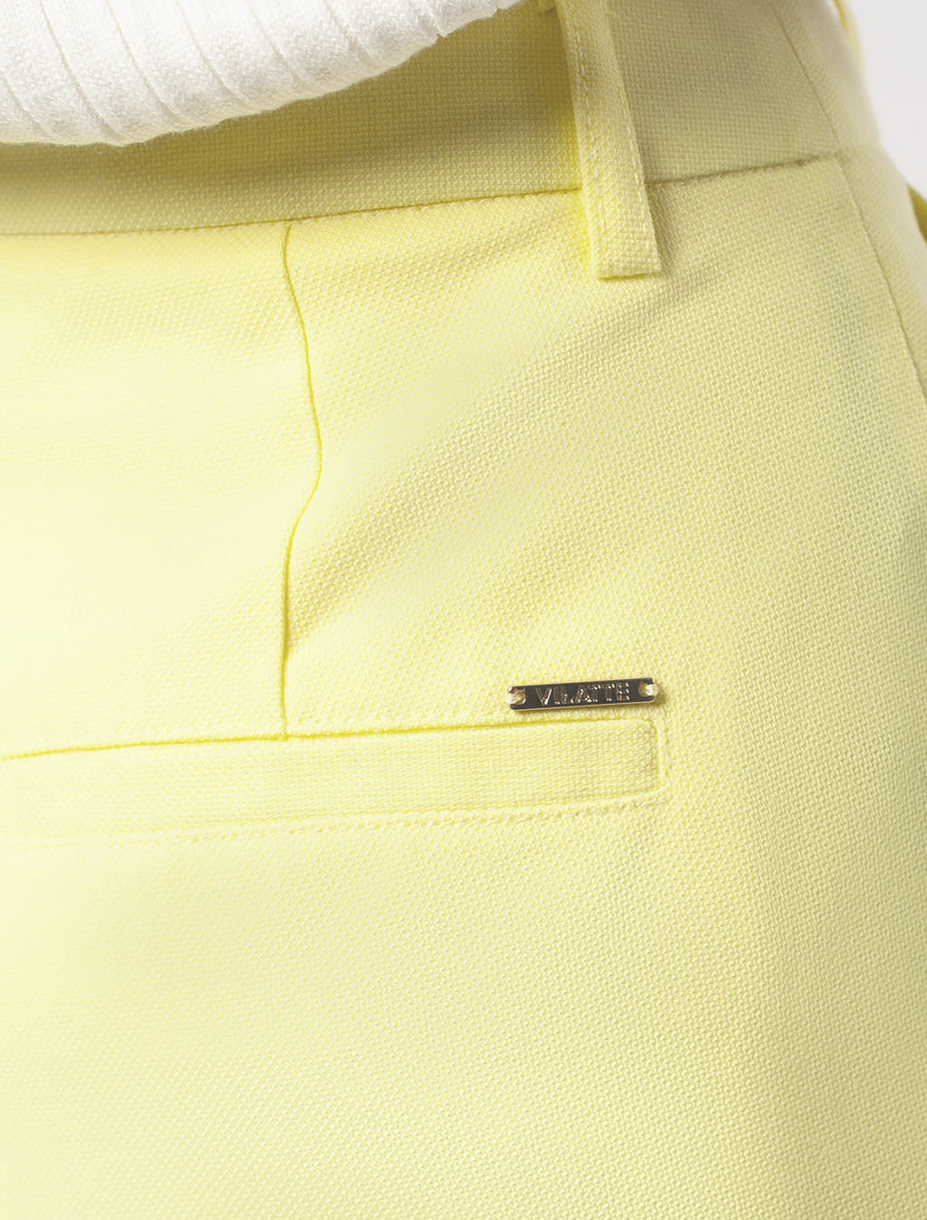 Брюки Vilatte прямые из поливискозы с фактурой желтый  фото 4