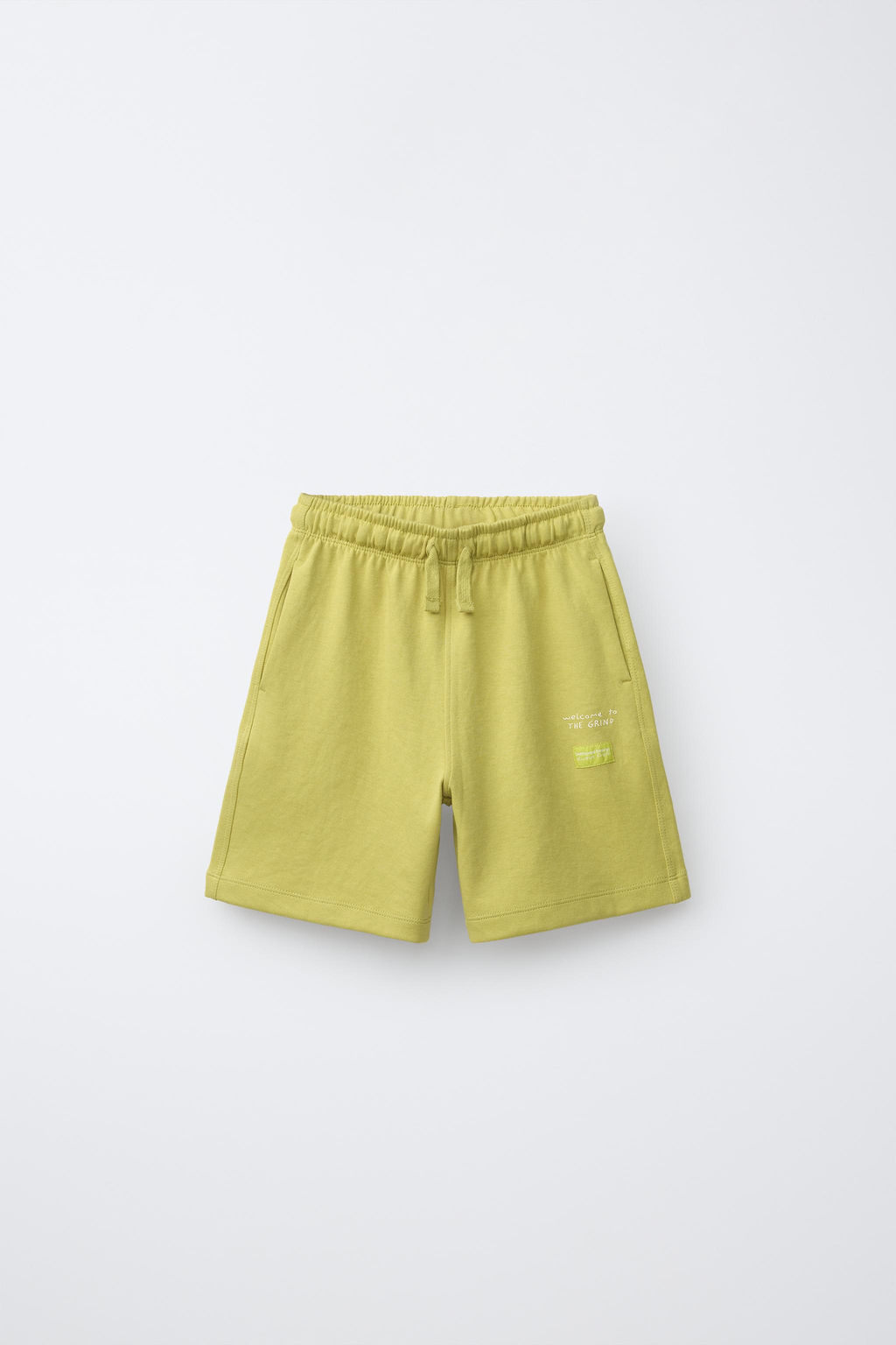 CONJUNTO CAMISETA Y BERMUDA INTERLOCK / Pistacho