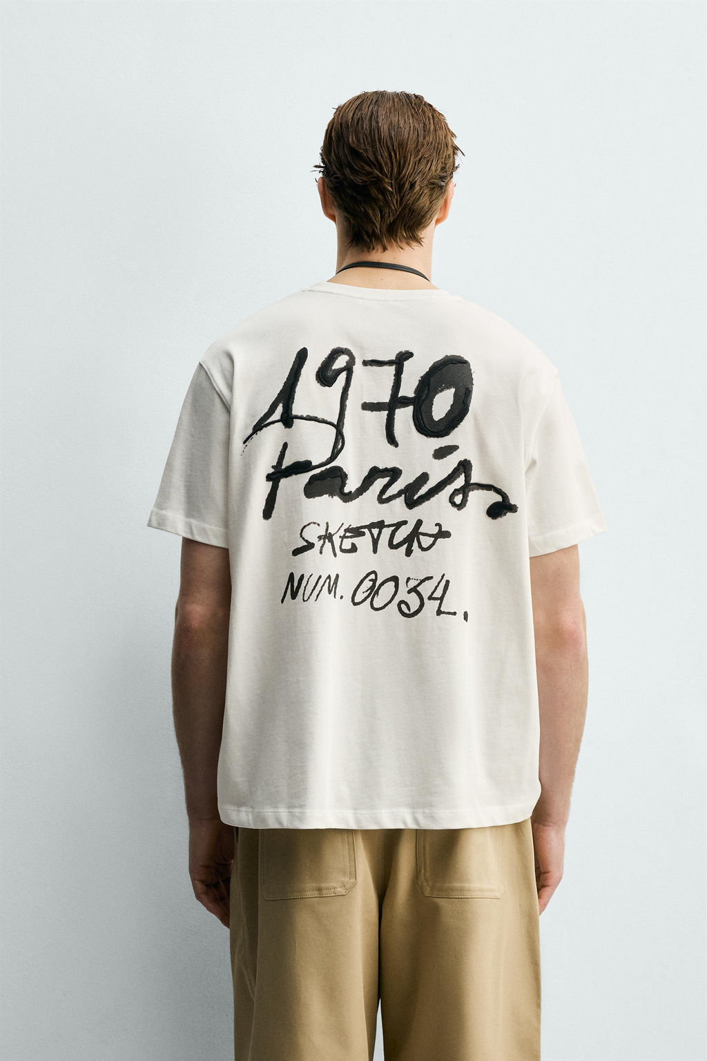 CAMISETA TEXTOS BORDADOS / Blanco