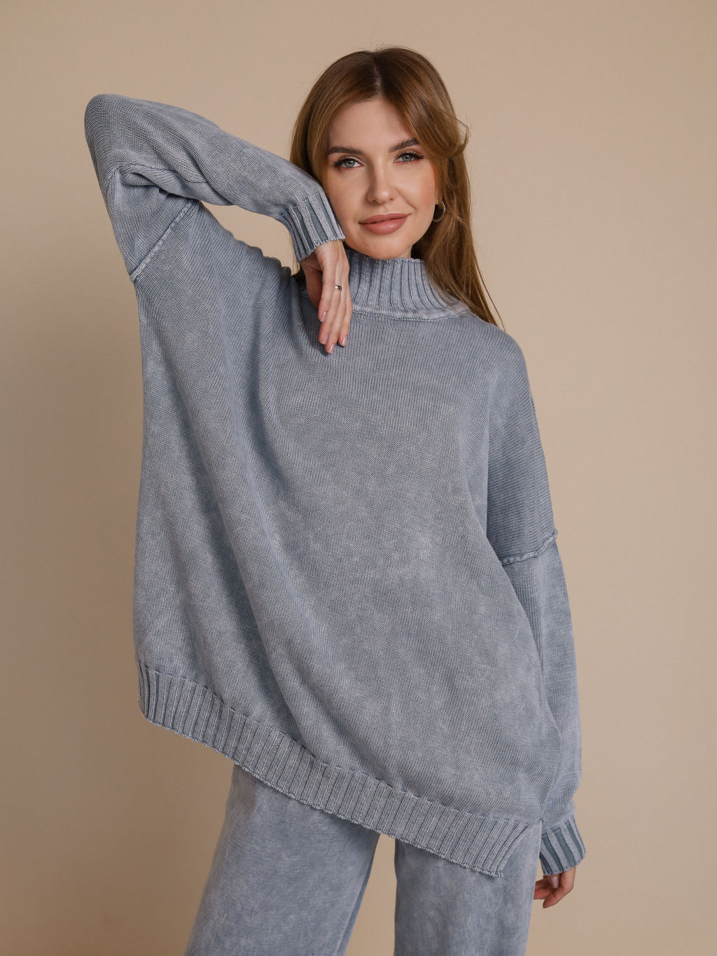 Костюм вязаный женский VARENKA, серый - Inzibe фото 4