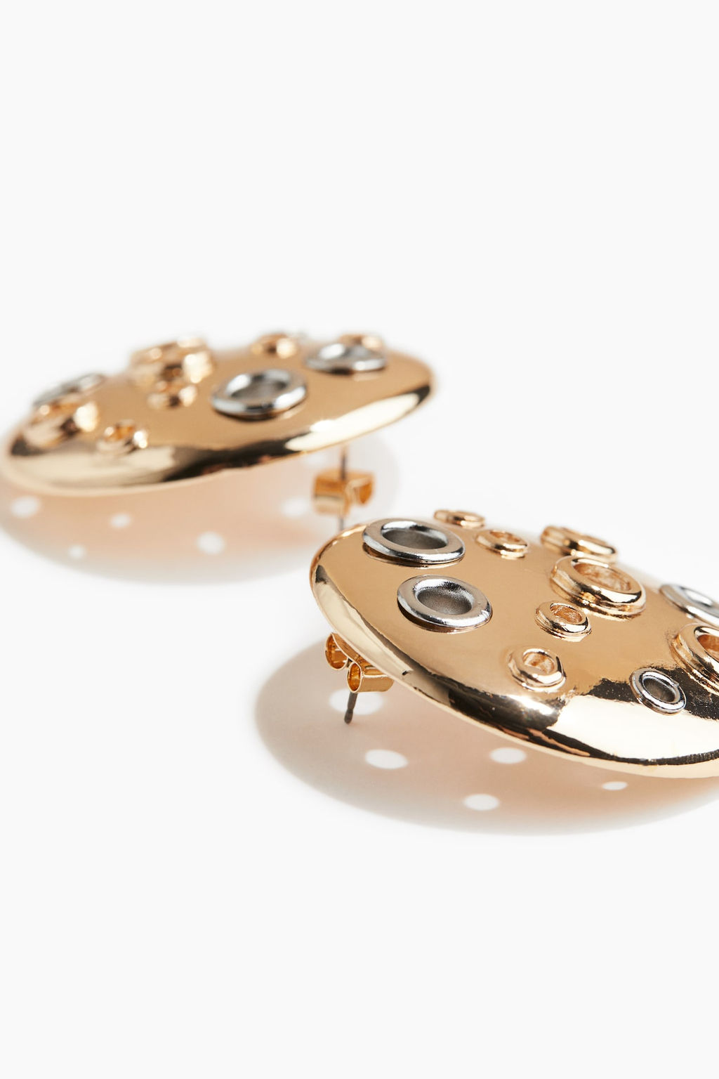 Pendientes con ojales decorativos - H&m фото 3