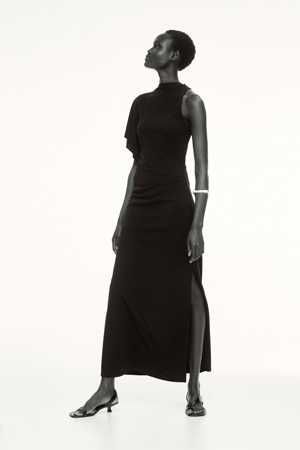 Vestido asim?trico en punto roma - H&m фото 6