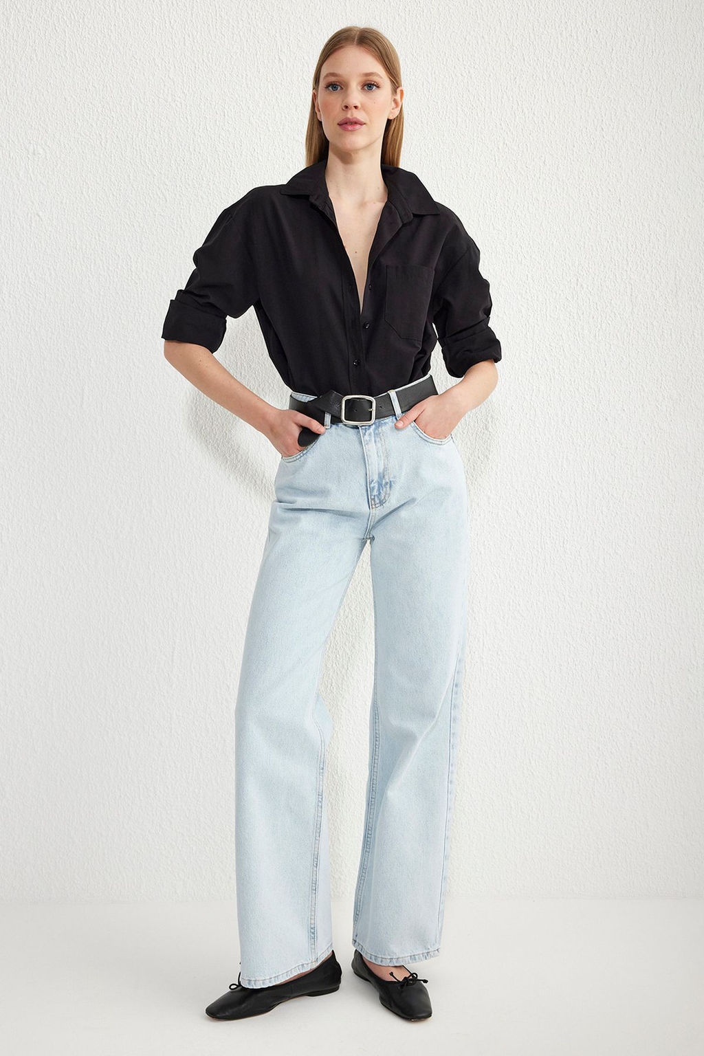 Ac?k Mavi Yuksek Bel Wide Leg Jeans TWOSS25JE00092