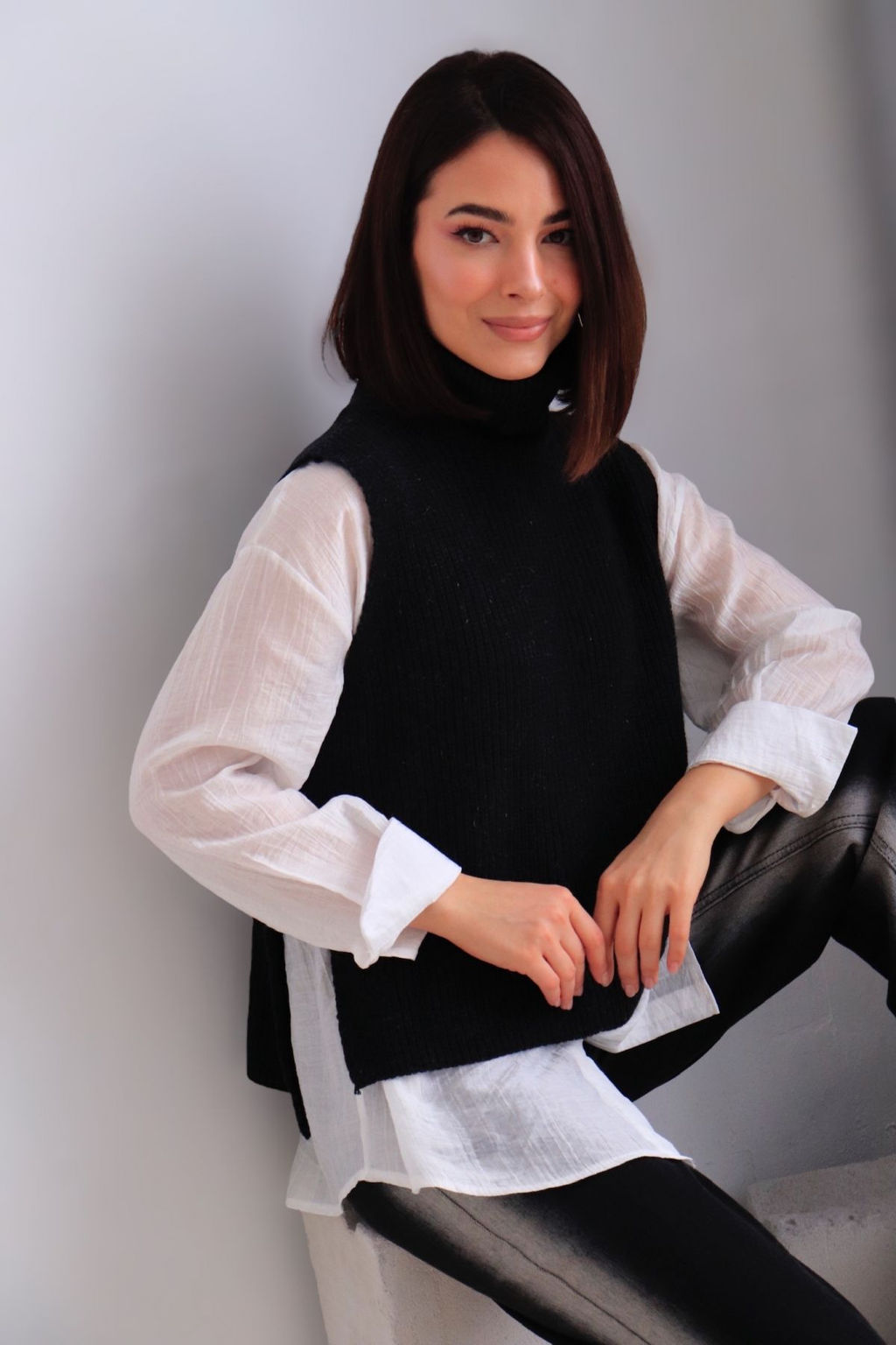 Martichelli Жилет вязаный чёрный  фото 25