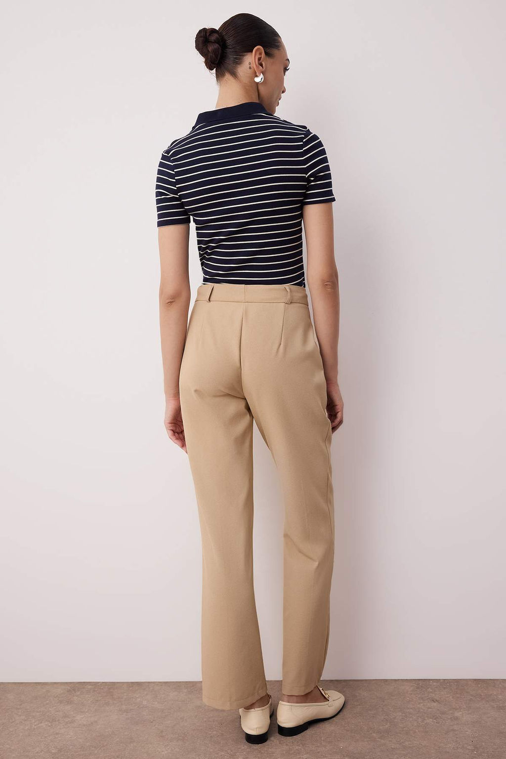 Ac?k Kahverengi Straight/Duz Kesim Yuksek Bel Nervur Dikisli Dokuma Pantolon TWOSS21PL0093