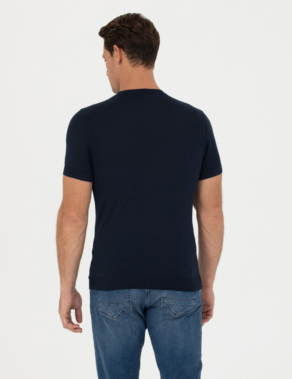 Темно-синяя приталенная трикотажная футболка с круглым вырезом - Cacharel фото 5