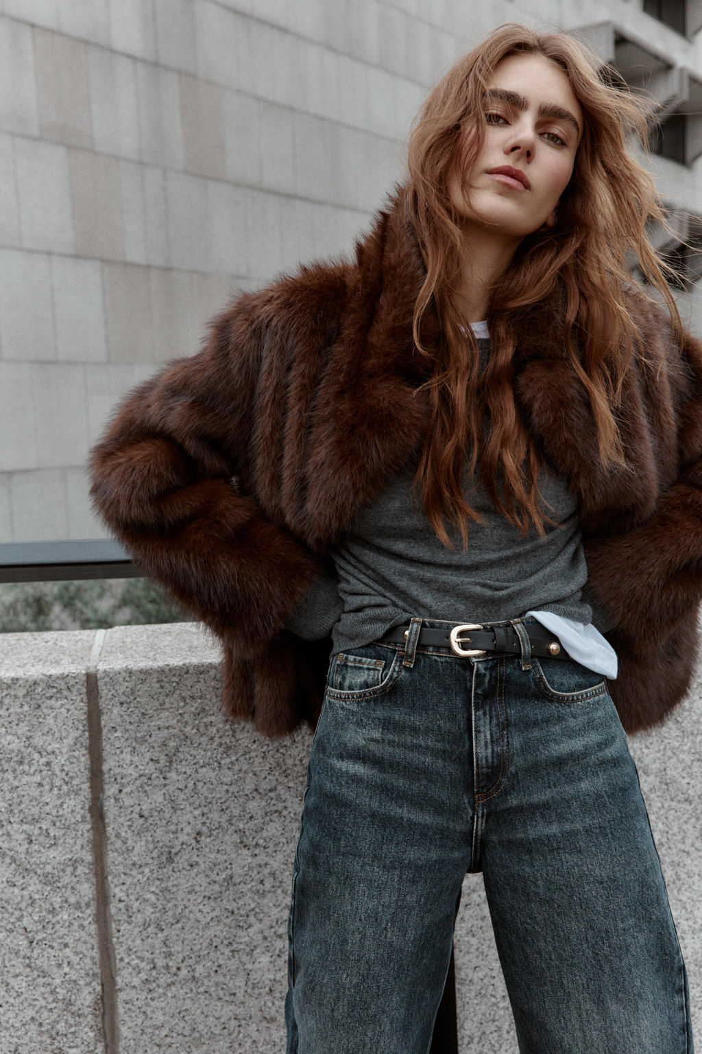 REVERSIBLE DOUBLE-FACED FAUX FUR JACKET - Zara фото 9