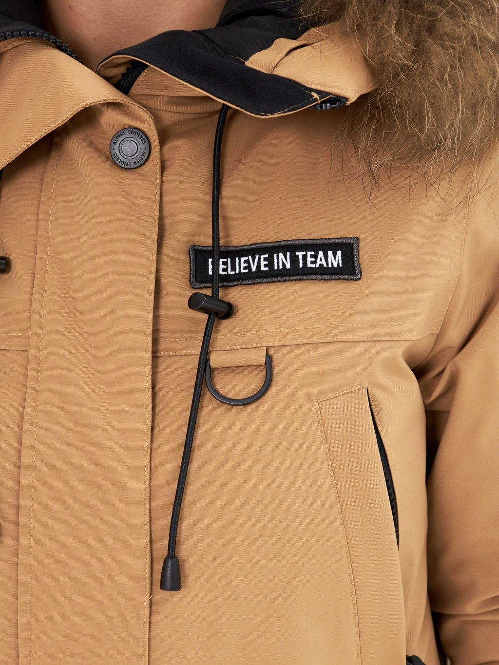 Женская зимняя мембранная парка с натуральным мехом Alpha Endless Frozen Metropolis_19 Крем-брюле  фото 27