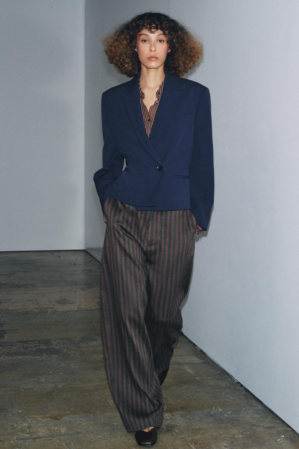 ZW COLLECTION STRIPED TROUSERS - Zara фото 4