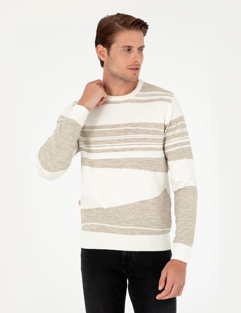 Kum Melanj Slim Fit Bisiklet Yaka Y_n Kar___ml_ Triko Kazak