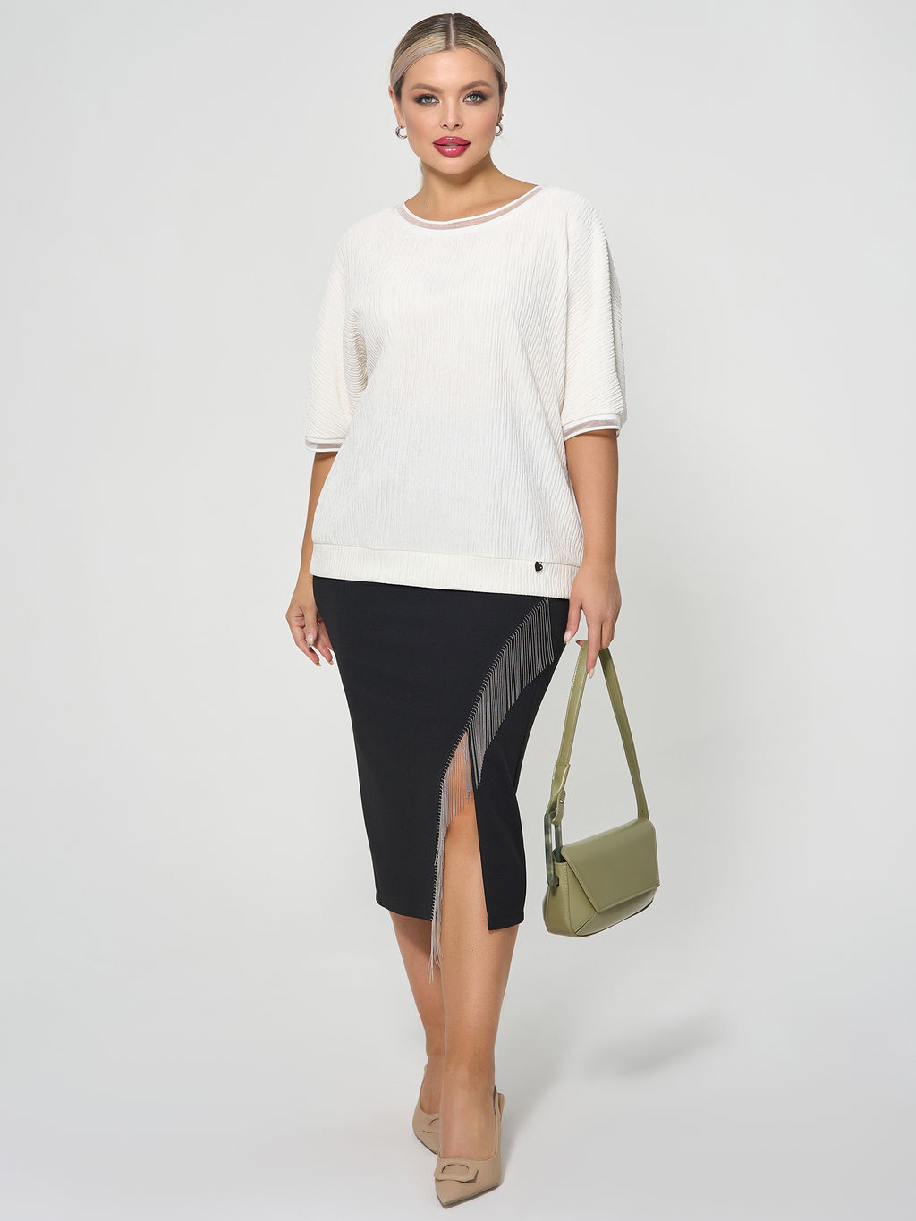 Юбка с разрезом и бахромой