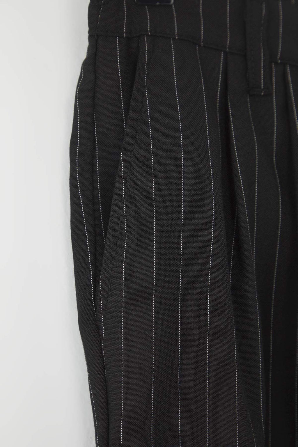TRENDYOL MAN Siyah Pileli Klasik Baggy Fit Kumas Pantolon TMNSS24PL00024 - Trendyolmilla фото 8