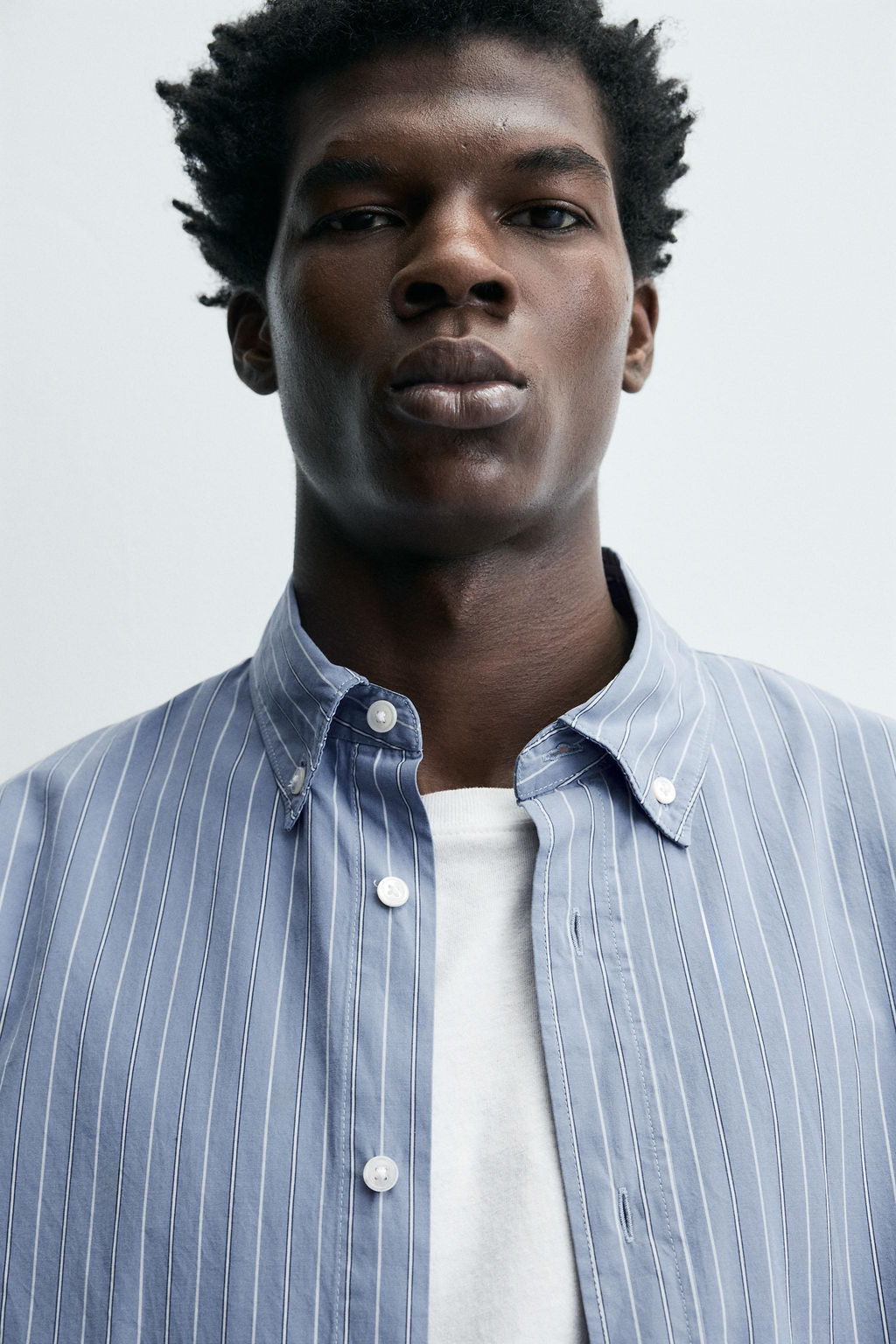 STRIPED TEXTURED SHIRT - Zara фото 5