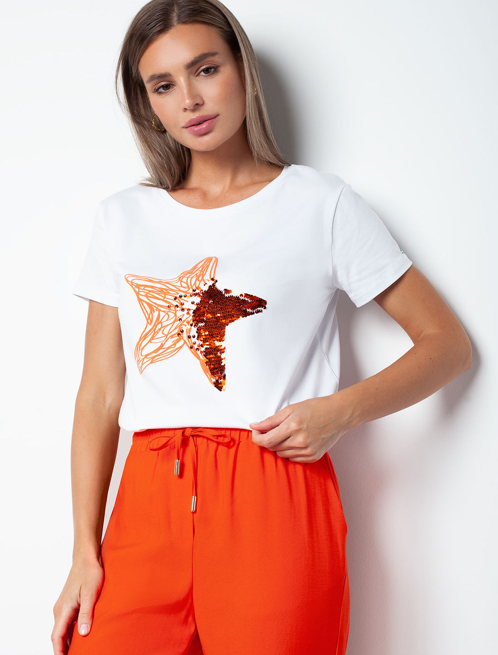 VILATTE / Футболка с фактурным принтом и вышивкой пайетками  фото 2