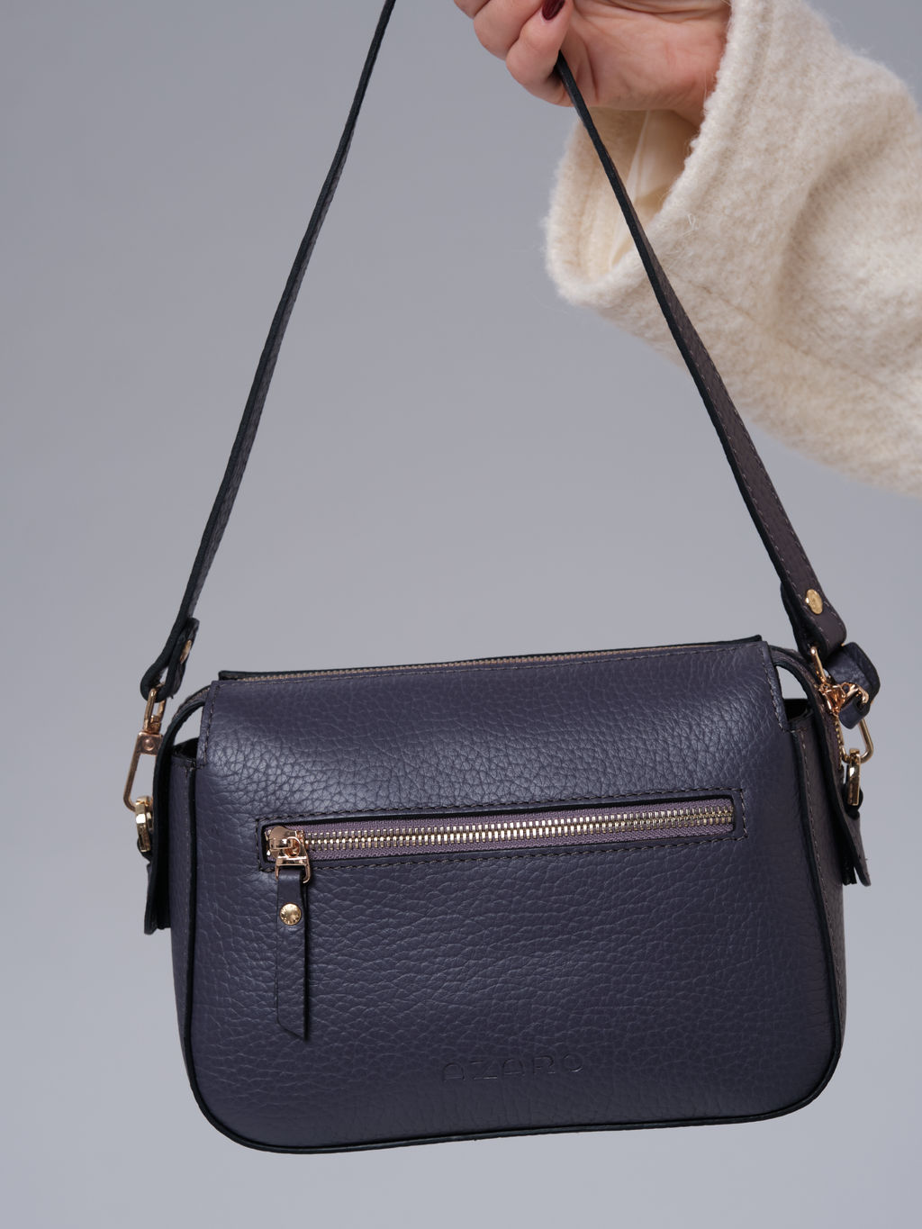 Сумка кожаная через плечо Azaro 3684 пыльно фиолетовая