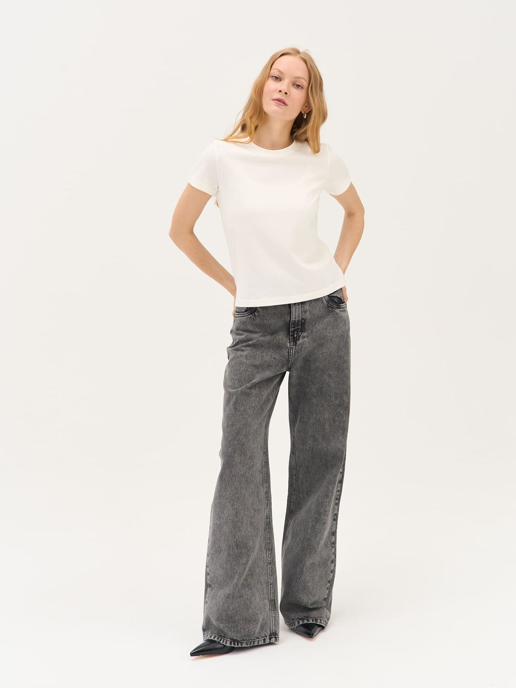 Футболка Slim Fit "Молоко" женская