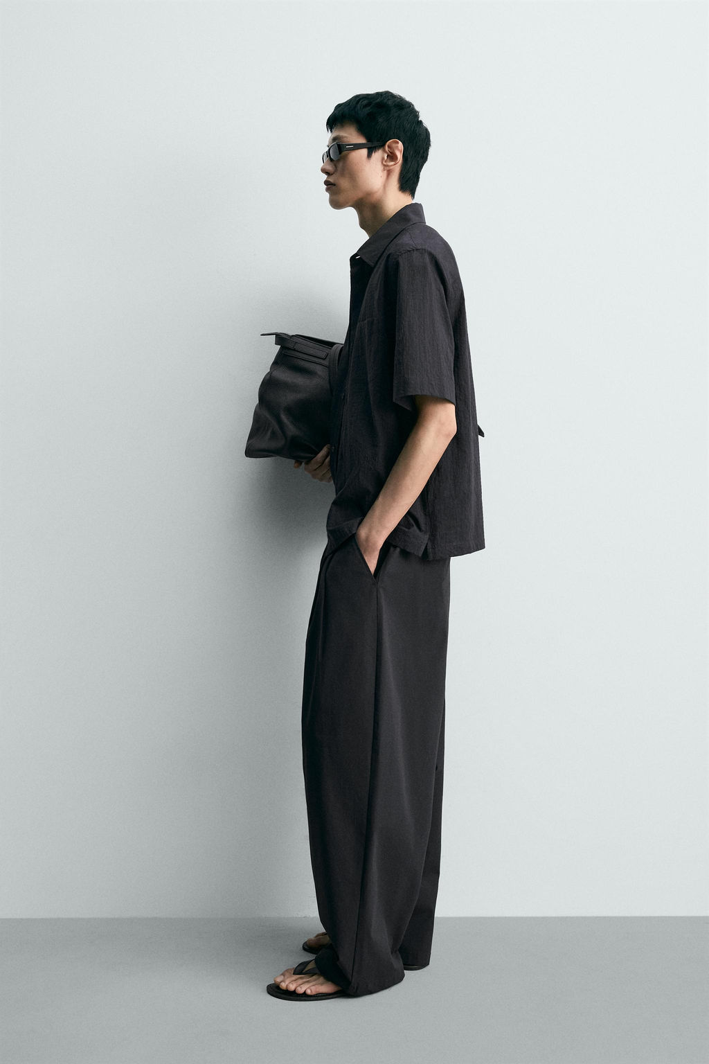 CAMISA REGULAR FIT ESTRUCTURA / Negro - Zara фото 4