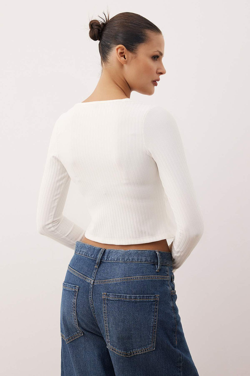 Beyaz Ikili Bluz/H?rka Fitted/Vucuda Oturan Orme Bluz TWOAW26BZ00309 - Trendyolmilla фото 5