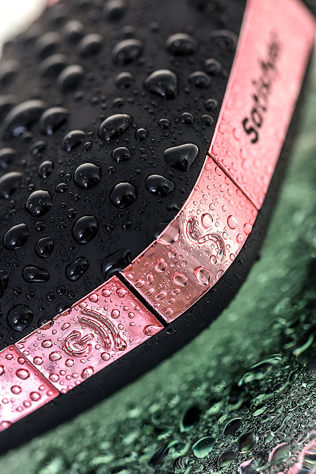 Вакуум-волновой бесконтактный стимулятор клитора Satisfyer Love Triangle, силикон, черный, 8,8 см.  фото 20