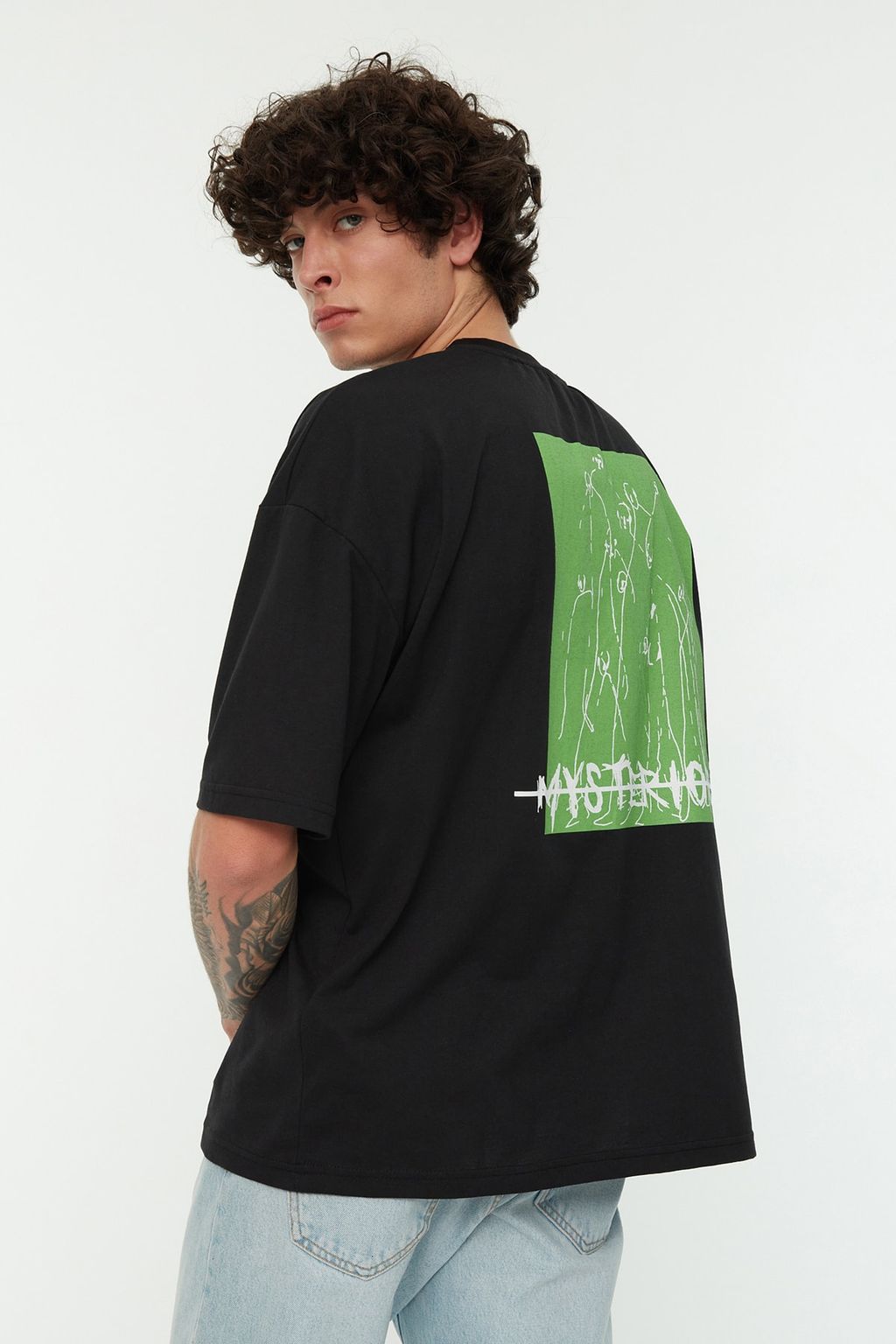 TRENDYOL MAN Siyah Oversize/Genis Kesim %100 Pamuklu S?rt Bask?l? T-Shirt TMNSS22TS0913 - Trendyolmilla фото 5