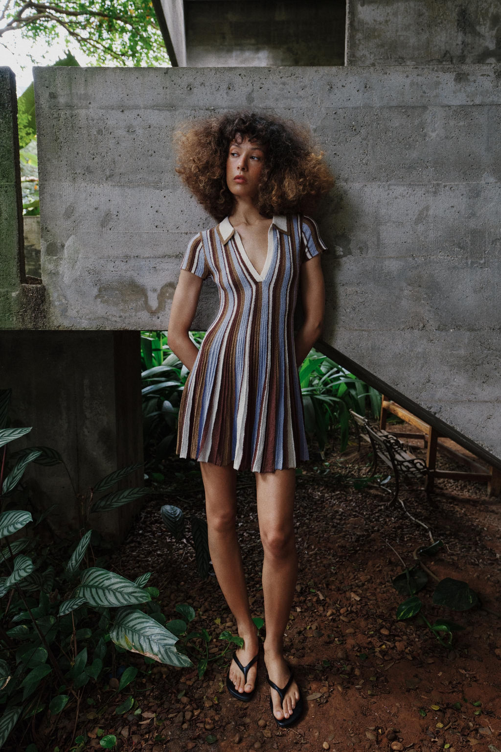 VESTIDO RAYAS CUELLO POLO / Marr?n-Azul