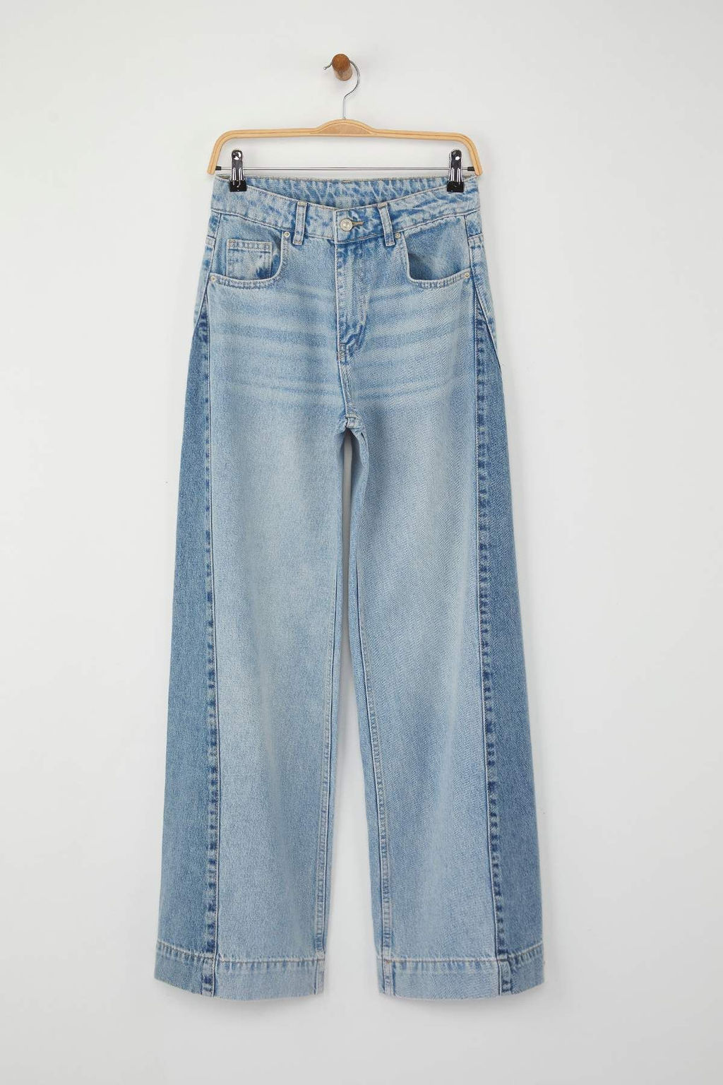 Ozel Koleksiyon Mavi Yuksek Bel Renk Bloklu Wide Leg Genis Paca Jeans TWOAW26JE00099 - Trendyolmilla фото 5