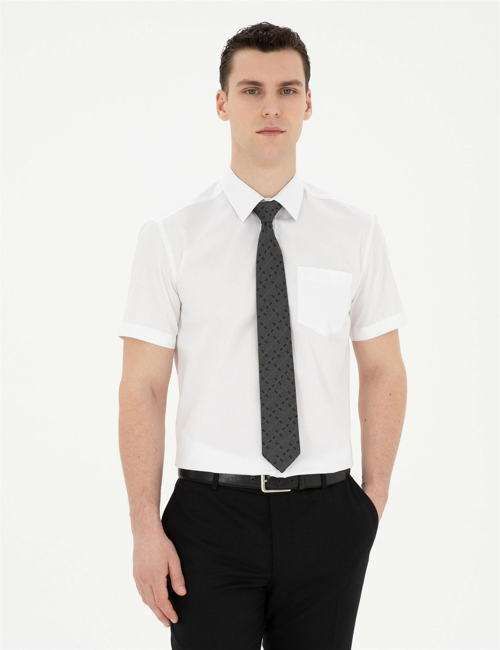 Beyaz Regular Fit K_sa Kollu Basic G_mlek