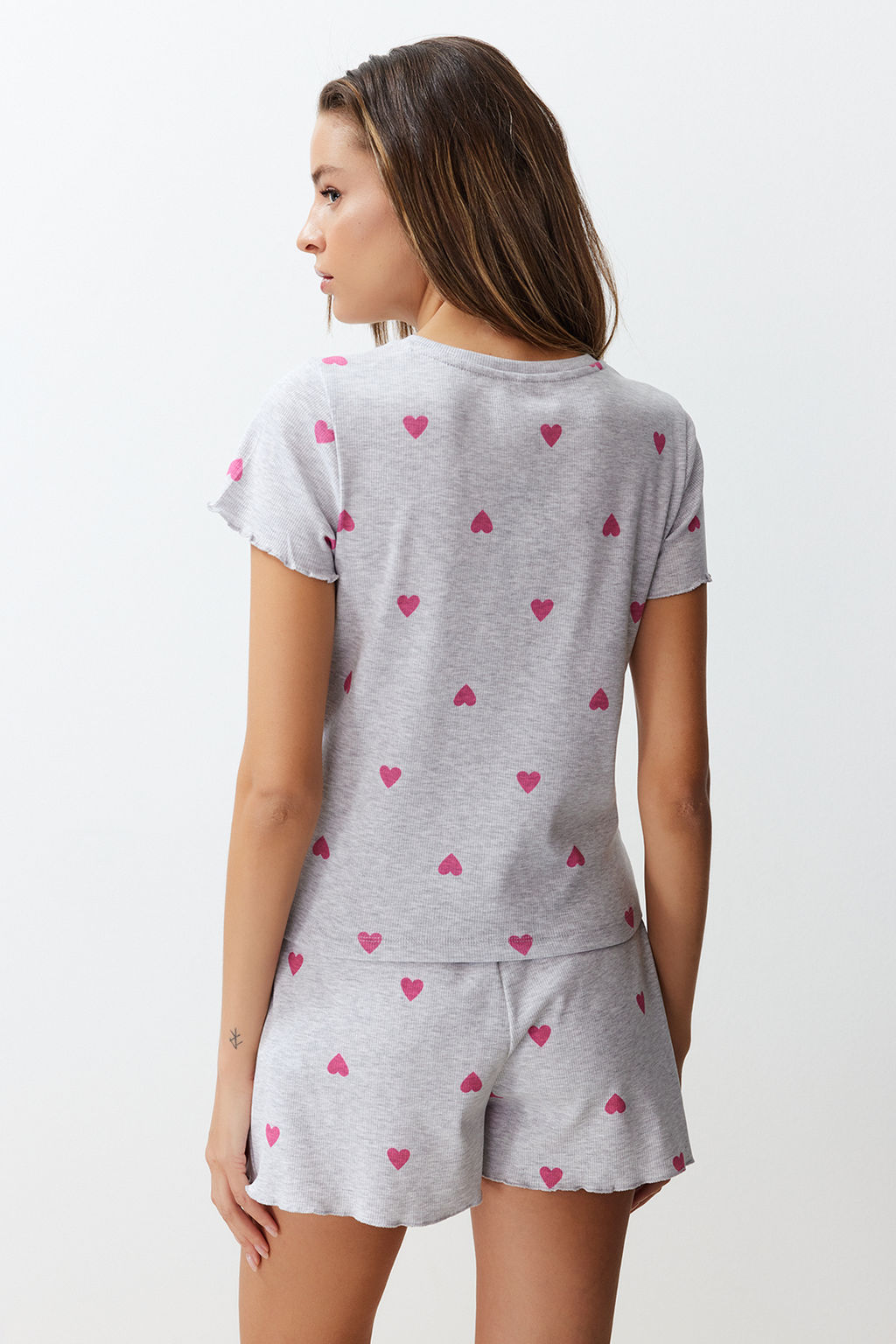 Trendyolmilla Gri Melanj Kalpli Slogan Bask?l? Lastikli Fitilli Sortlu Orme Pijama Tak?m? THMSS24PT00220  фото 11