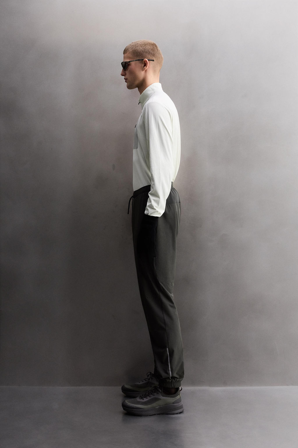 LIGHTWEIGHT TECHNICAL TROUSERS