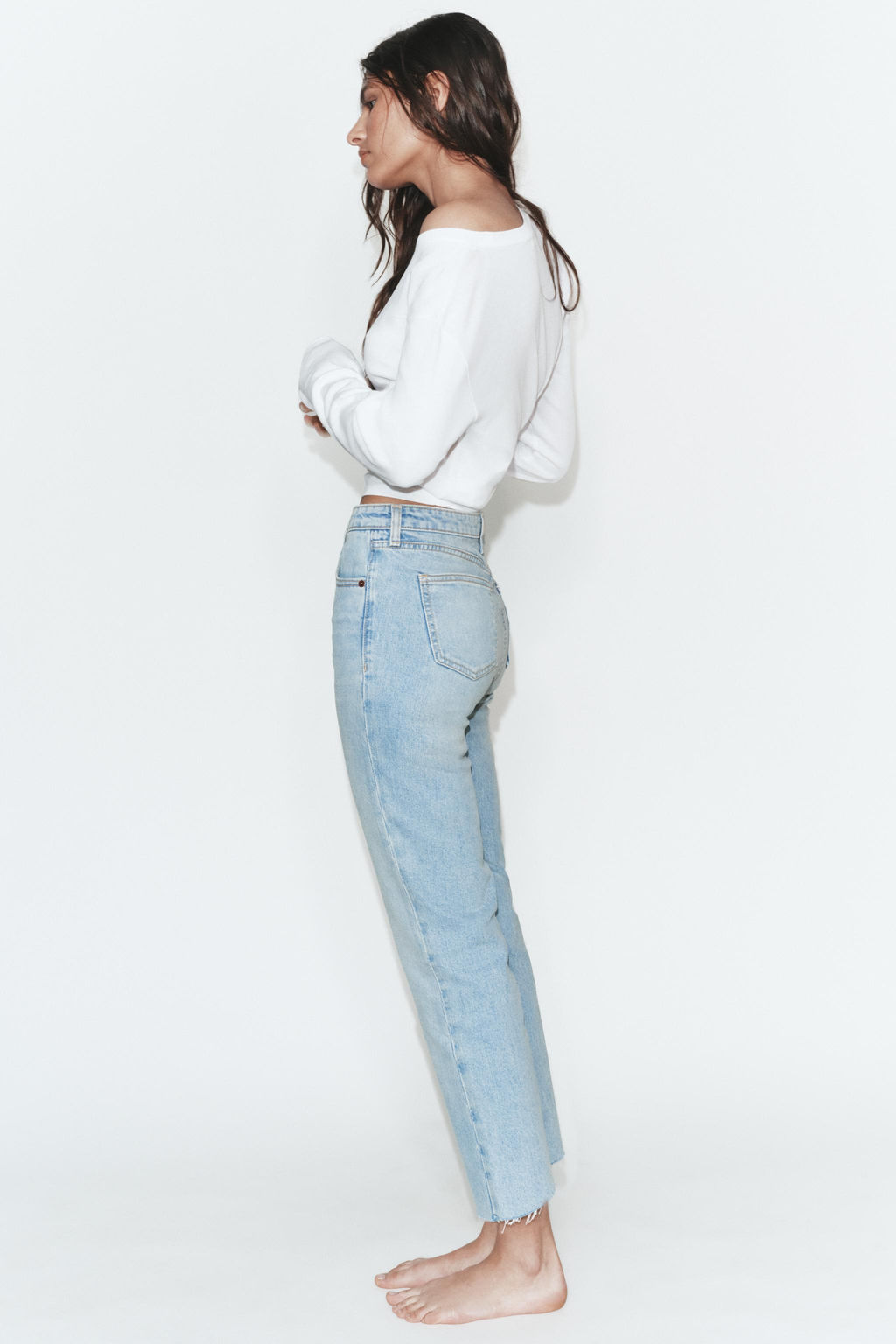 JEANS TRF CROPPED FLARE TIRO ALTO / Azul claro