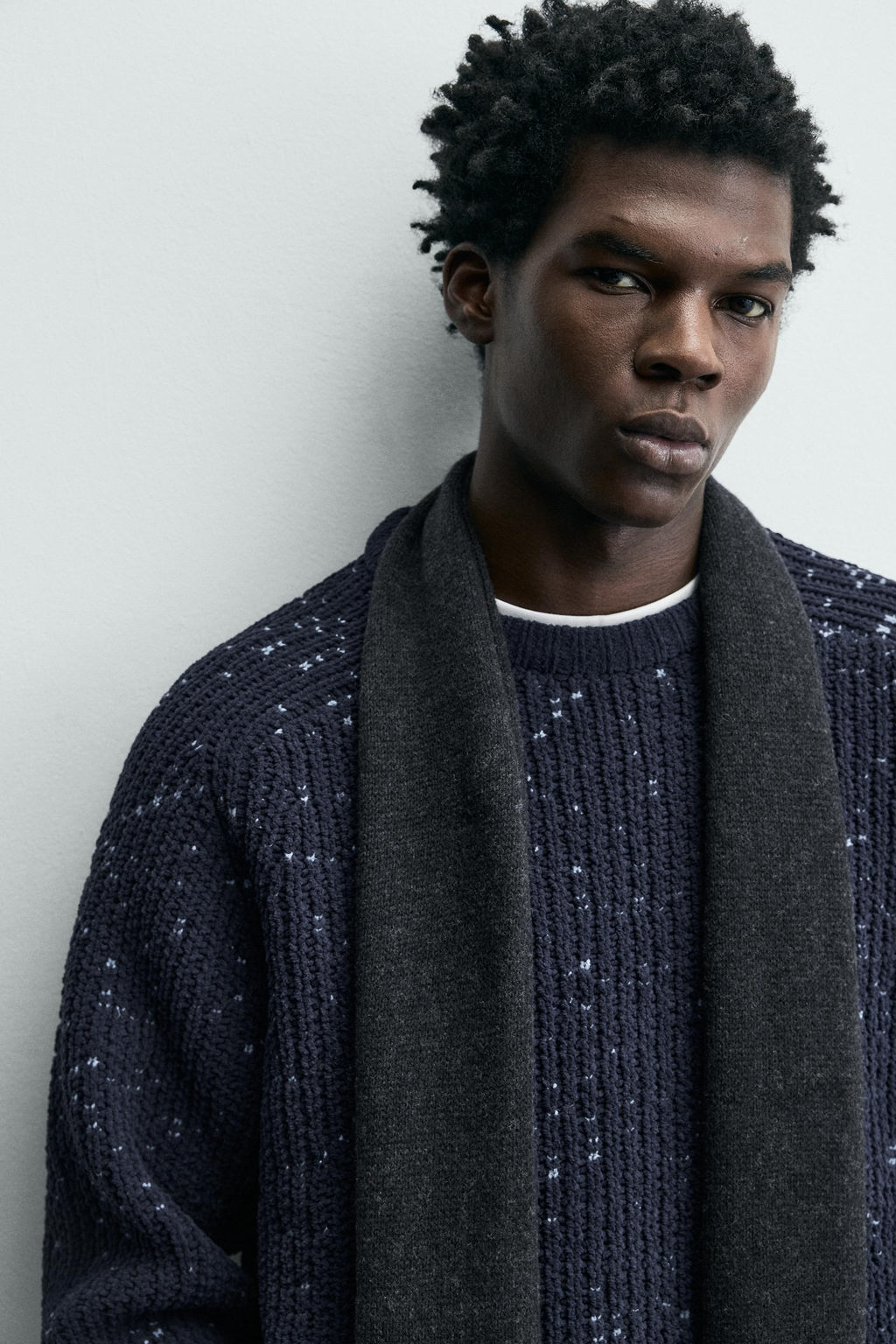 CHENILLE CONTRAST JUMPER - Zara фото 5