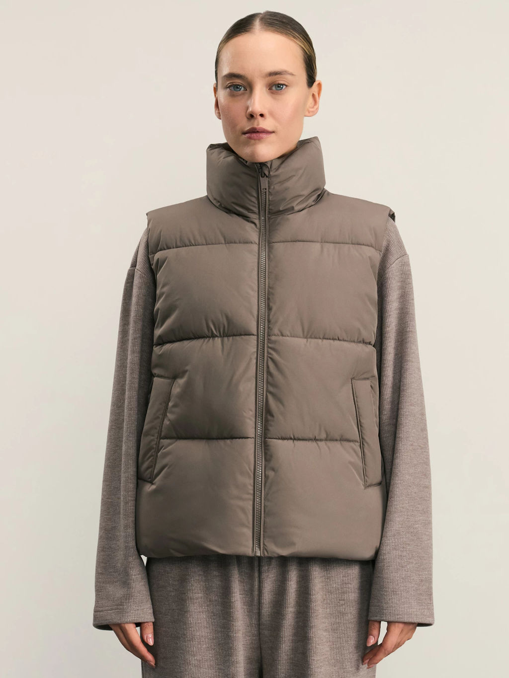 Жилет стеганый утепленный / Zarina  фото 3