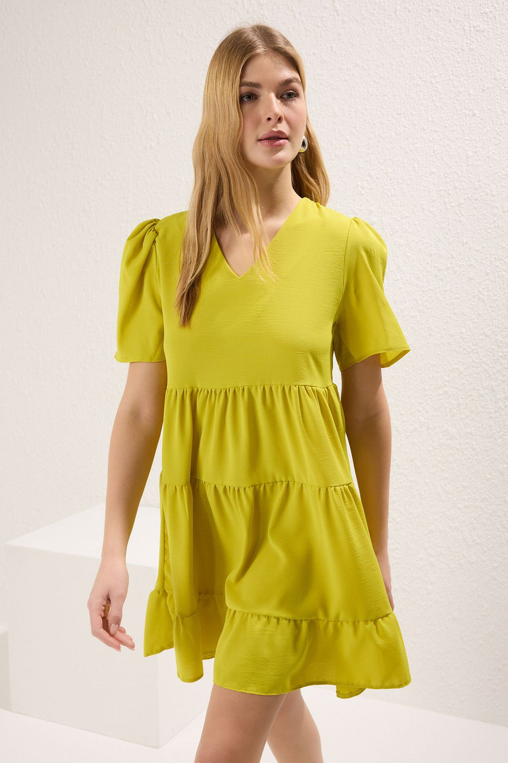 Yag Yesil Duz Duz Kesim Volanl? / F?rf?rl? K?sa / Mini Dokuma Elbise TWOSS20EL0400