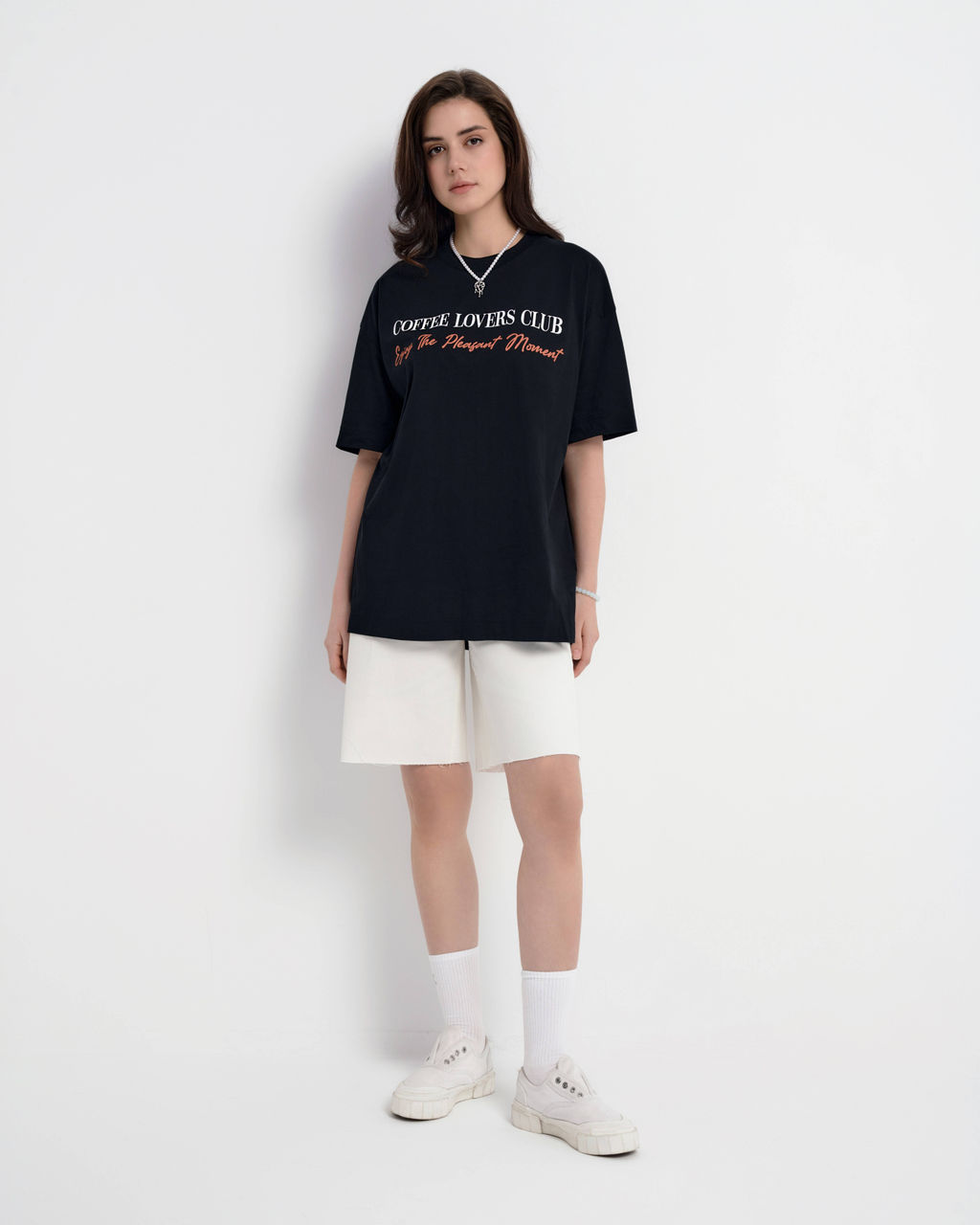 CONTE Удлиненная oversize-футболка из хлопка с рисунком Alter ego LD 2702 black-alter ego