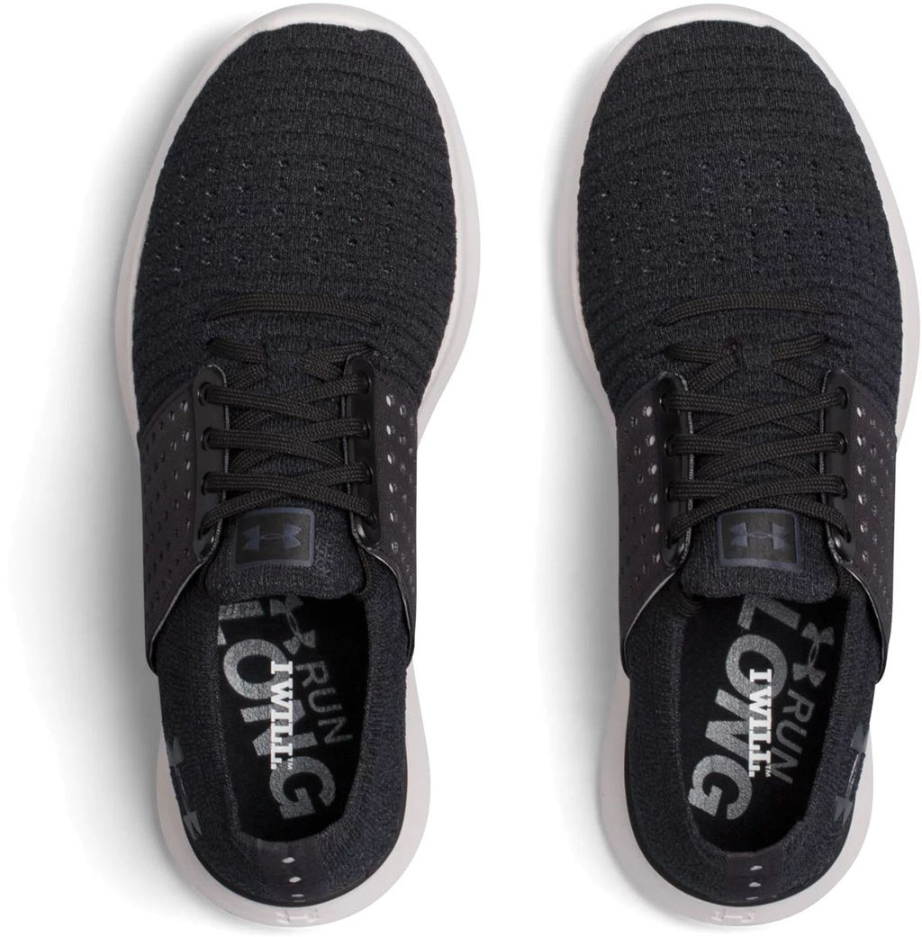 Кроссовки женские